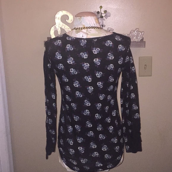 PacSun Floral Top - Picture 6 of 8